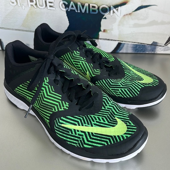 Nike Other - NWOT-Nike Men’s FS Lite Run 3 in Green & Black Print